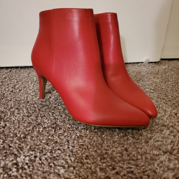 Apt 9 red boots size 10 - Picture 1 of 4